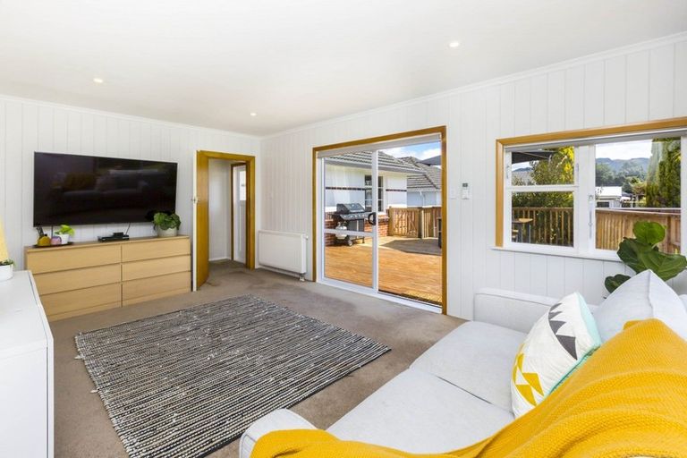 Photo of property in 7 Raukawa Grove, Trentham, Upper Hutt, 5018