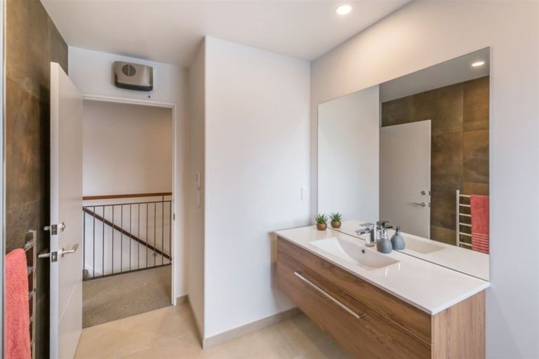 Photo of property in 525d Manchester Street, St Albans, Christchurch, 8014