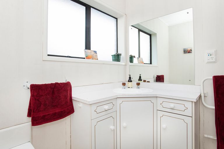 Photo of property in 47a Abbott Street, Te Hapara, Gisborne, 4010