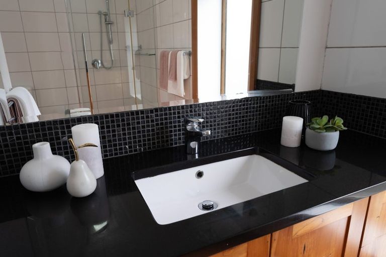 Photo of property in 14 Whanake Street, Titahi Bay, Porirua, 5022