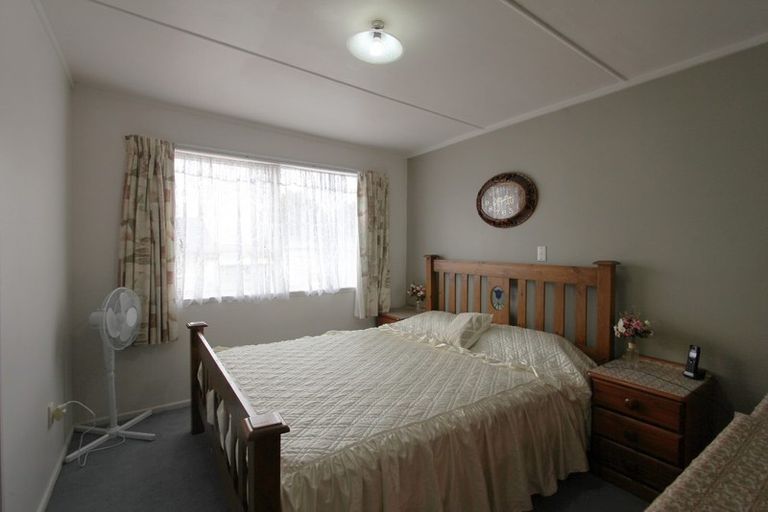 Photo of property in 2/39 Claude Road, Manurewa, Auckland, 2102