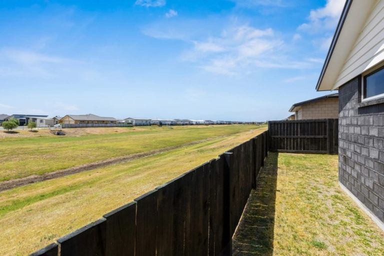 Photo of property in 30 Batty Street, Papamoa Beach, Papamoa, 3118