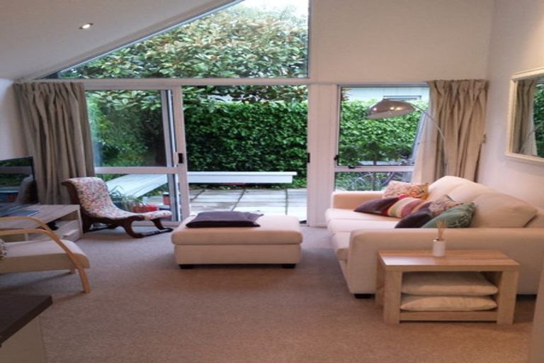 Photo of property in 8 Rehua Lane, St Albans, Christchurch, 8014