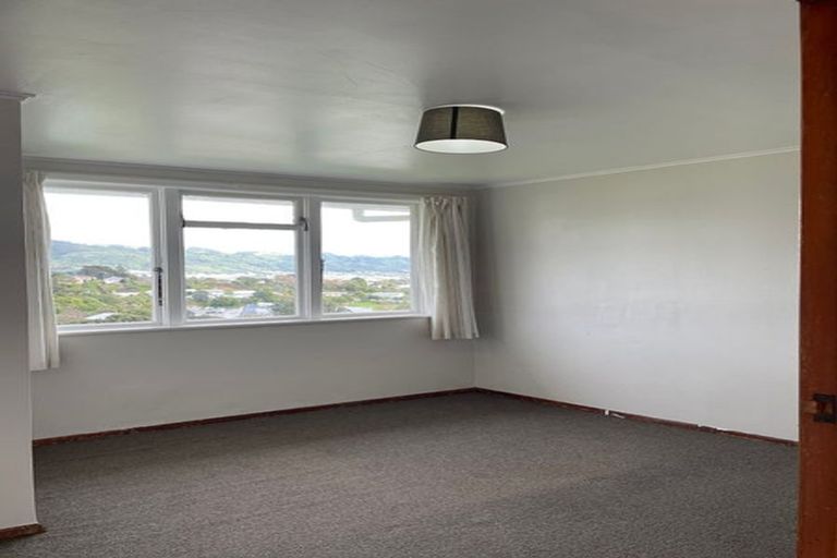 Photo of property in 26-28 Bedford Street, Cannons Creek, Porirua, 5024