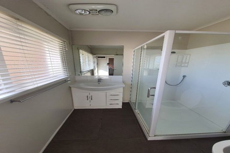 Photo of property in 1 Elizabeth Street, Papakura, 2110