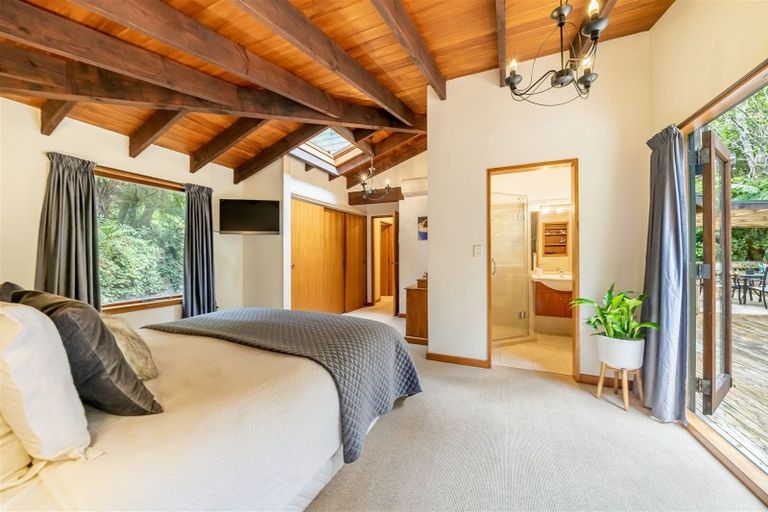 Photo of property in 30c Chatsworth Road, Silverstream, Upper Hutt, 5019