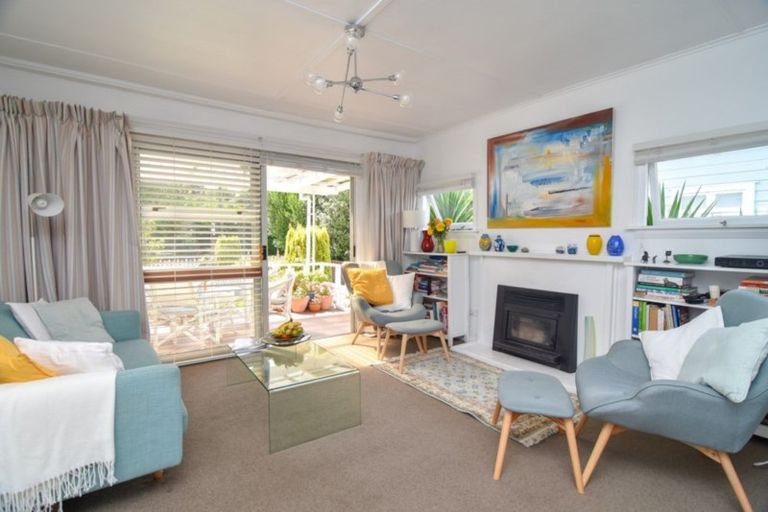 Photo of property in 35 Clifton Avenue, Carterton, 5713