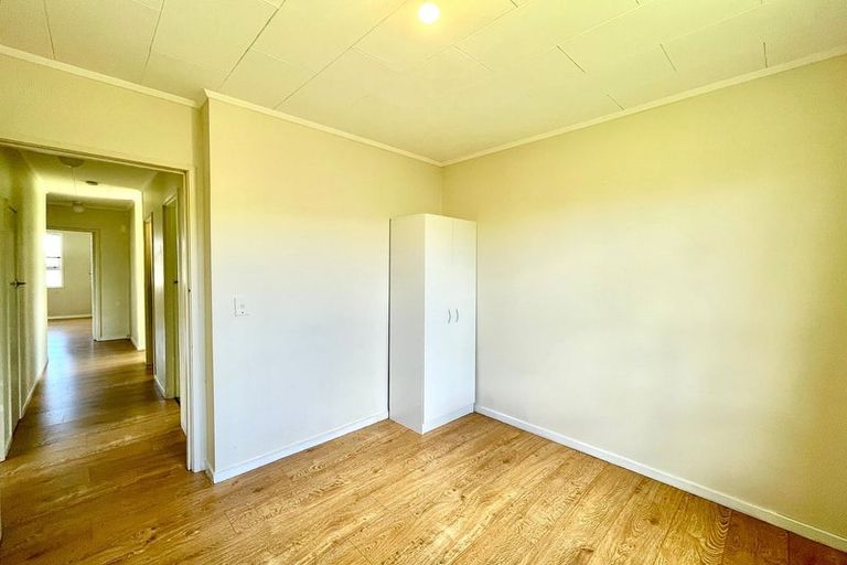 Photo of property in 58 Alexander Avenue, Torbay, Auckland, 0630
