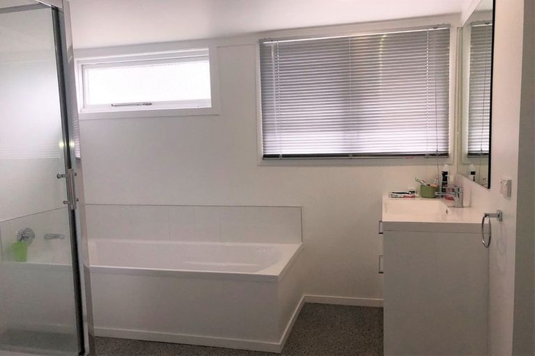 Photo of property in 104 Centennial Avenue, Waitara, 4320