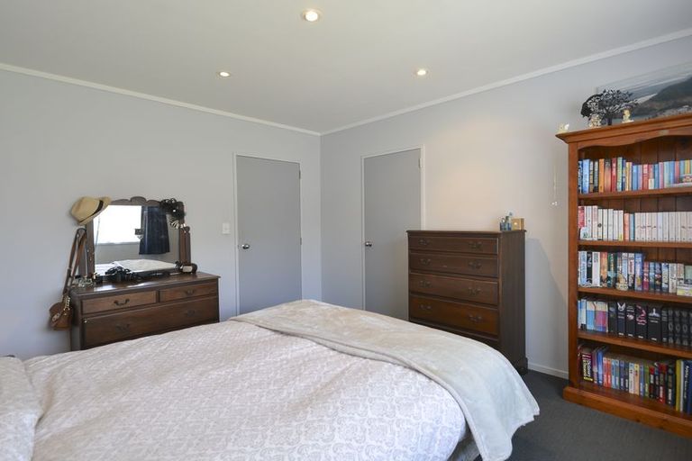 Photo of property in 8a Windsor Road, Bellevue, Tauranga, 3110