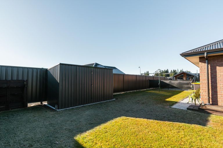 Photo of property in 8 Birch Hill Drive, Twizel, 7901