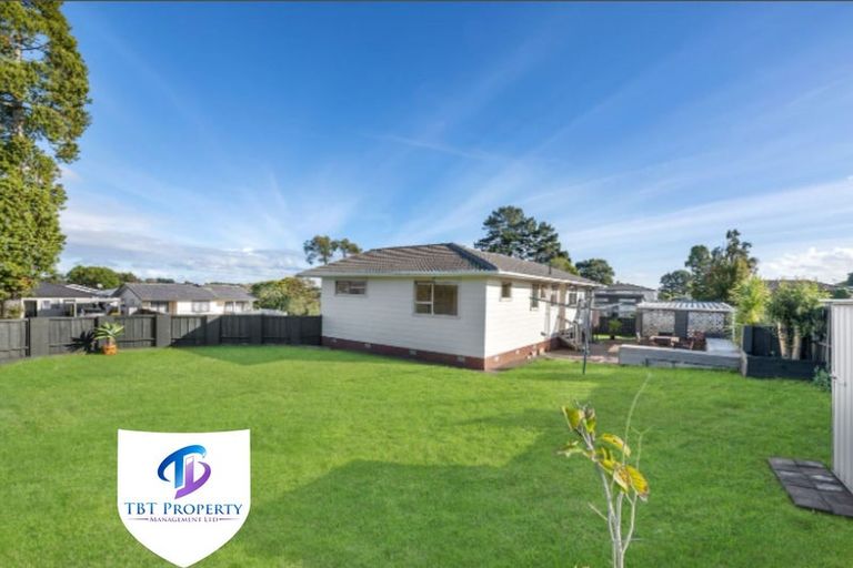 Photo of property in 2 Gambare Place, Wattle Downs, Auckland, 2103