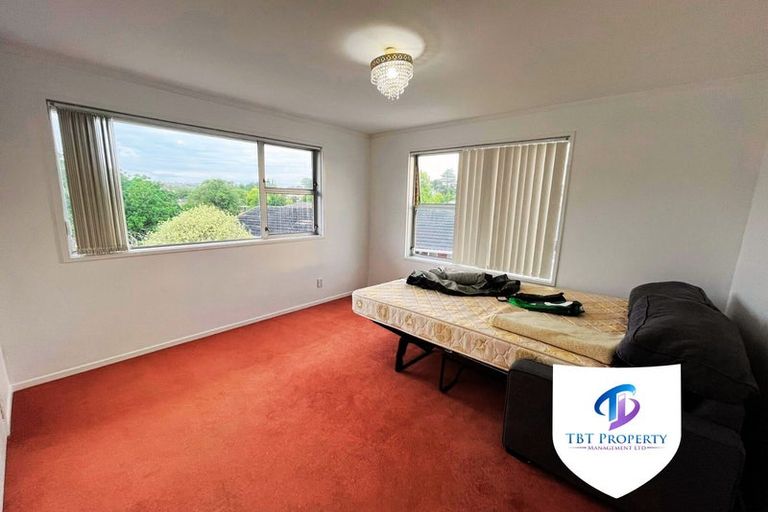 Photo of property in 20 Boundary Road, Blockhouse Bay, Auckland, 0600