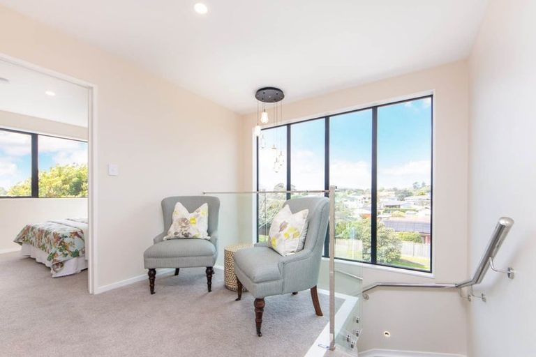 Photo of property in 283a Bucklands Beach Road, Bucklands Beach, Auckland, 2012