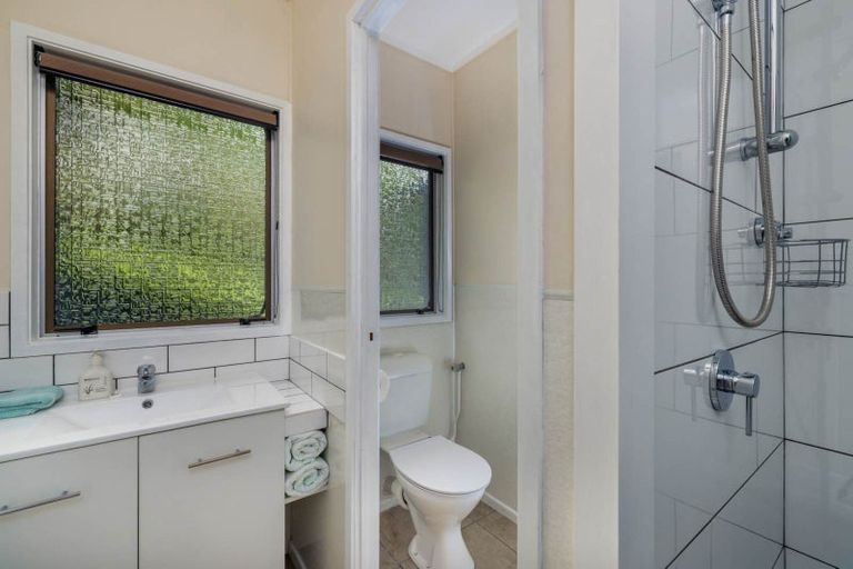 Photo of property in 2 Beaufort Street, Opua, 0200