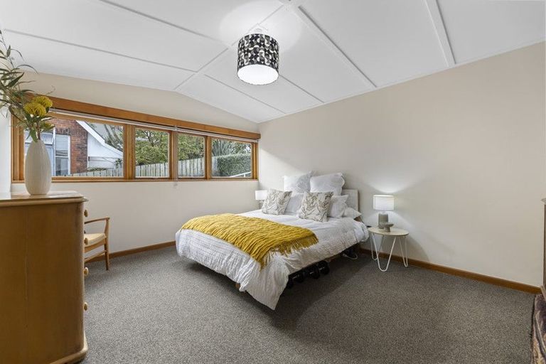 Photo of property in 17 Jeffery Street, Andersons Bay, Dunedin, 9013