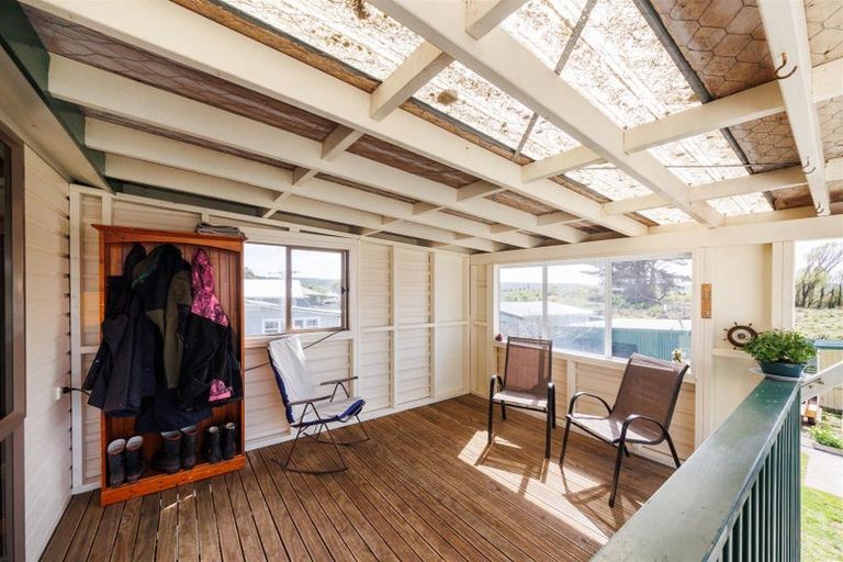 Photo of property in Build Inn, 1942 Parewanui Road, Parewanui, Bulls, 4894