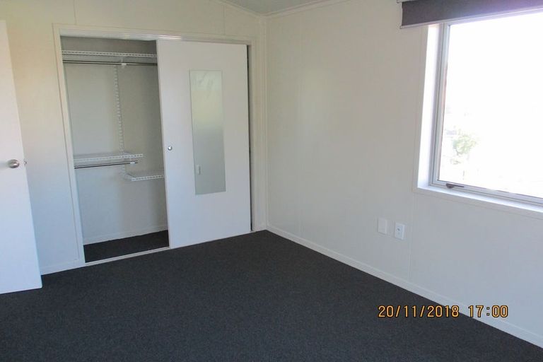 Photo of property in 33b Bracken Road, Paparangi, Wellington, 6037