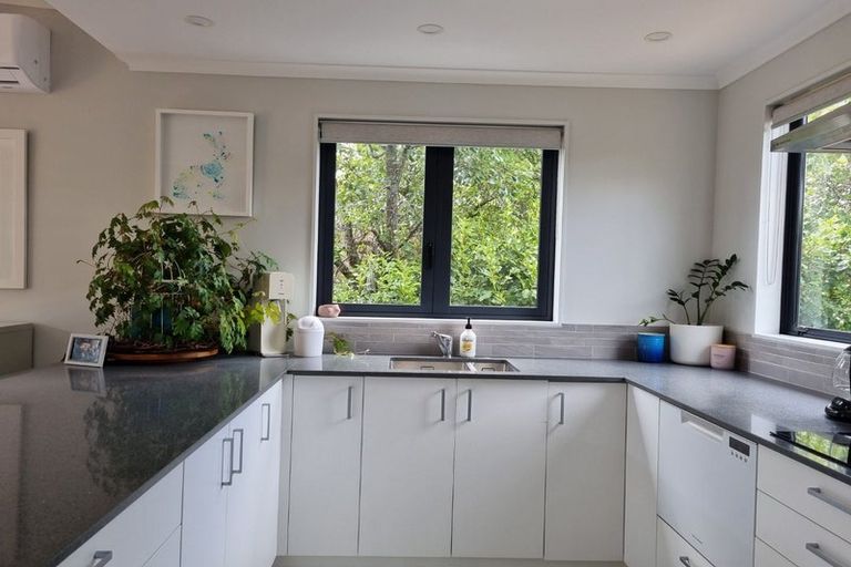 Photo of property in 28 Tuscan Lane, Martinborough, 5711