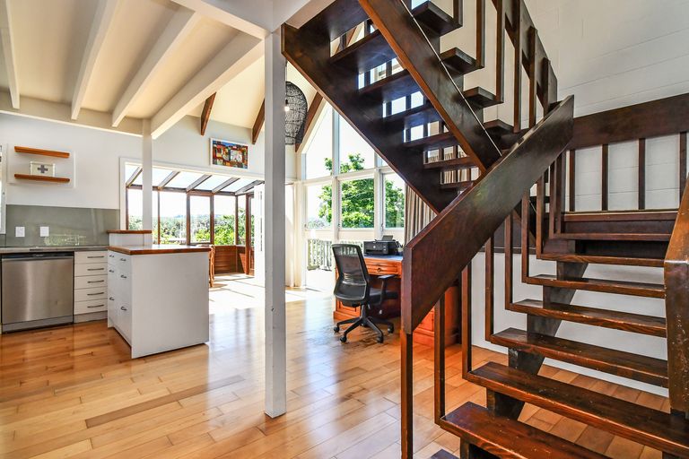 Photo of property in 9 Coulthard Terrace, Opaheke, Papakura, 2113