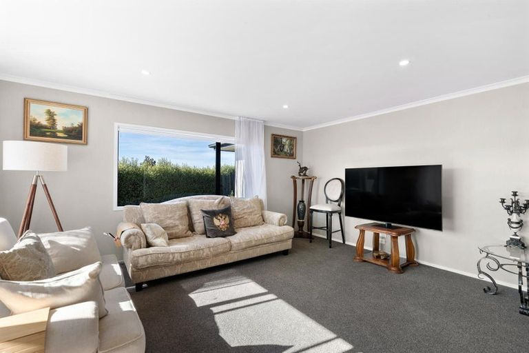 Photo of property in 5 Nancy Lane, Wanaka, 9305