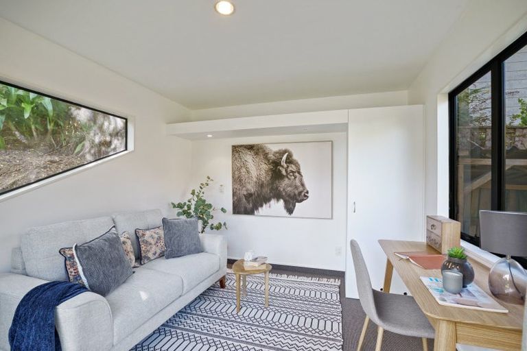 Photo of property in 18 Makora Road, Otaihanga, Paraparaumu, 5036