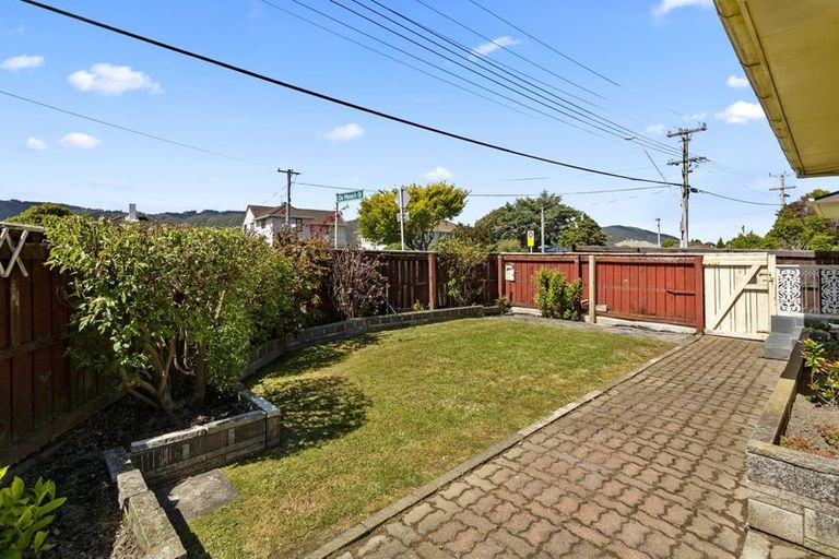 Photo of property in 1035b High Street, Avalon, Lower Hutt, 5011