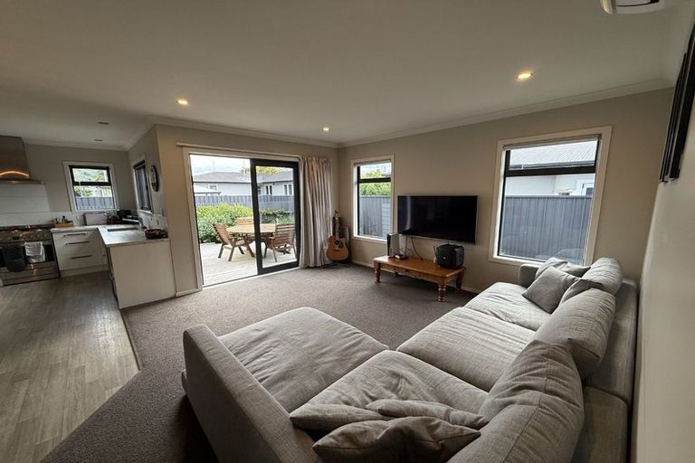 Photo of property in 23a Howard Road, Taradale, Napier, 4112