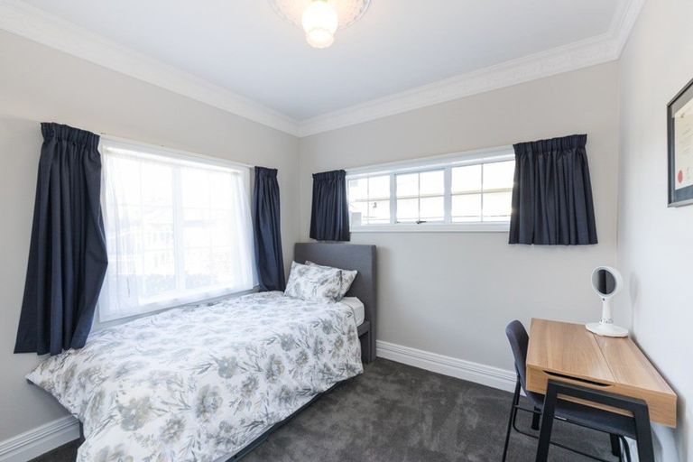 Photo of property in 6 Nicolas Lane, West End, Palmerston North, 4410