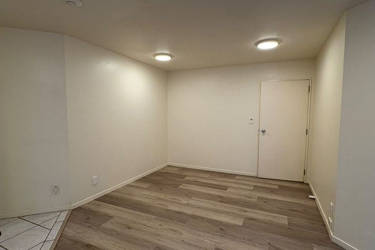 Photo of property in 20 Langana Avenue, Browns Bay, Auckland, 0630