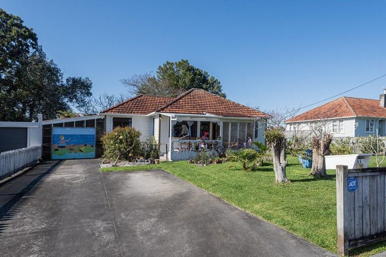 Photo of property in 45 First Avenue, Avenues, Whangarei, 0110