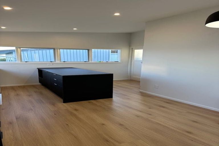 Photo of property in 9 Harbour Park Terrace, Khandallah, Wellington, 6035