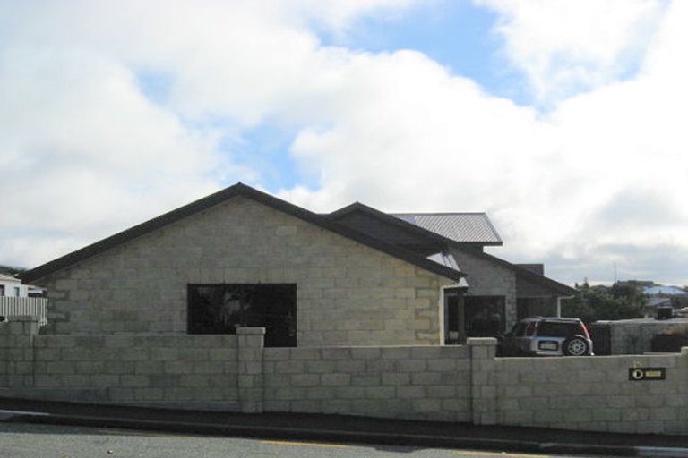 Photo of property in 15 Wellington Street, Parkside, Timaru, 7910