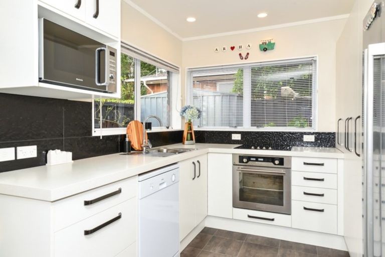 Photo of property in 23a Sandwich Road, St Andrews, Hamilton, 3200