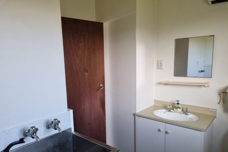 Photo of property in 1-12/71 Main Street, Mataura, 9712