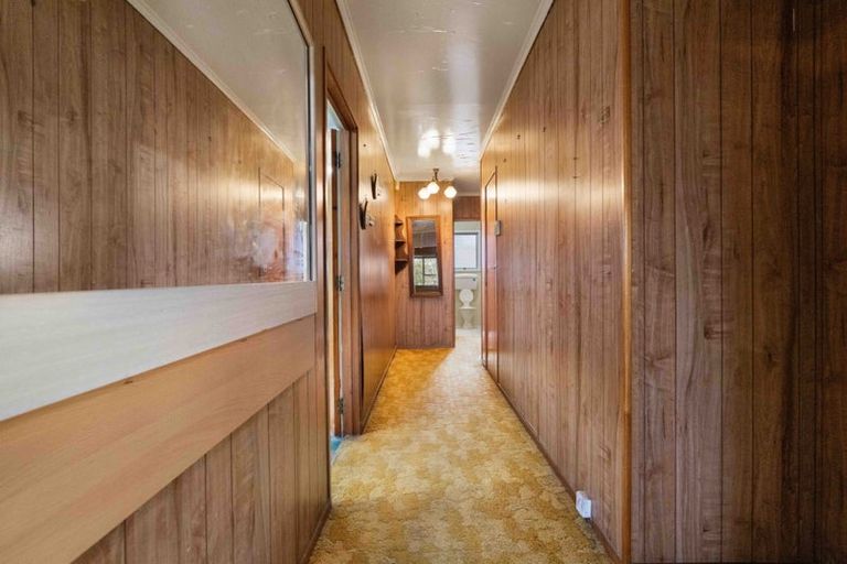 Photo of property in 12 Mckinstry Avenue, Mangere East, Auckland, 2024