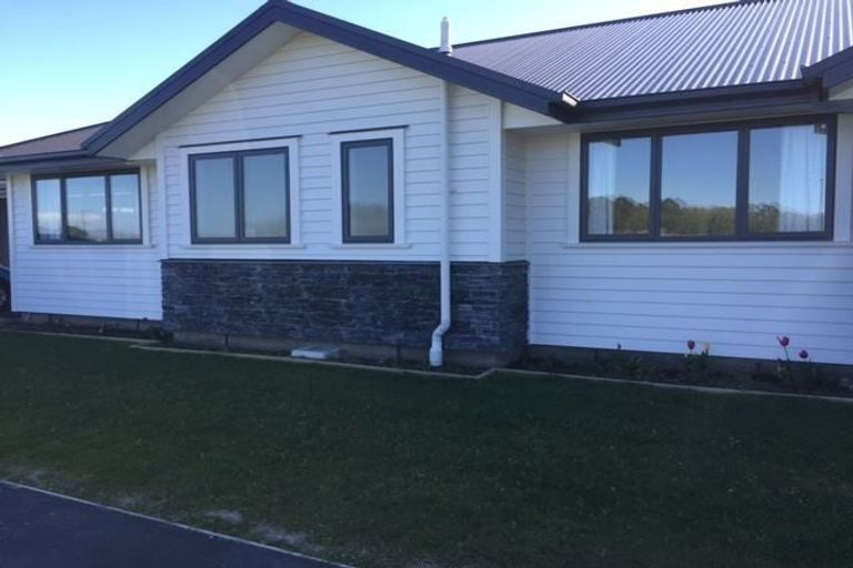 Photo of property in 2 Ellesmere Street, Marshland, Christchurch, 8083