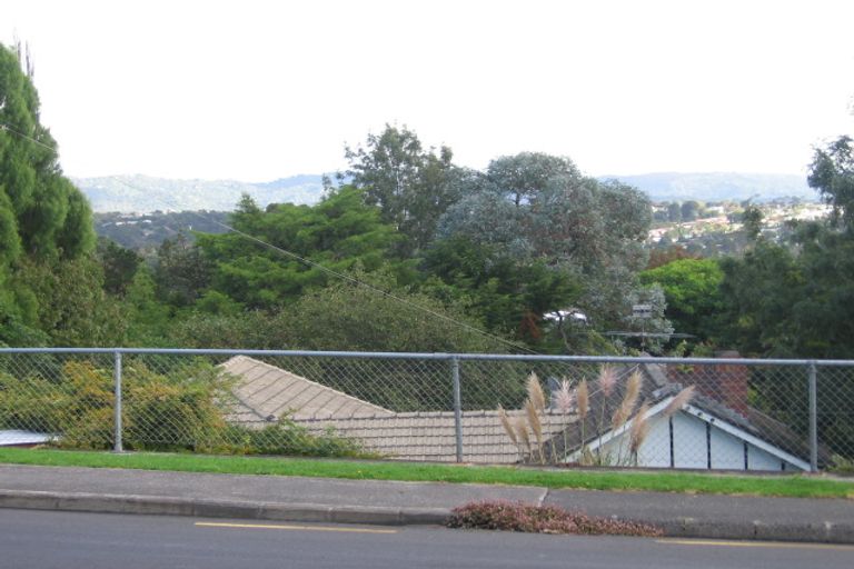 Photo of property in 3/263a Titirangi Road, Titirangi, Auckland, 0604