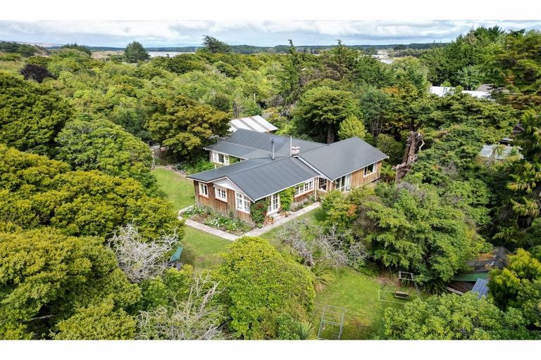 Photo of property in 32 Rakiura Parade, Otatara, Invercargill, 9879