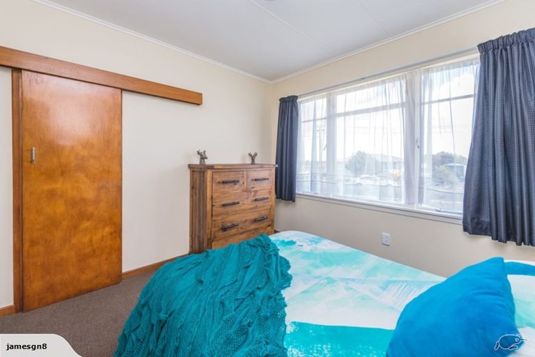 Photo of property in 17 Murch Place, Tawhero, Whanganui, 4500