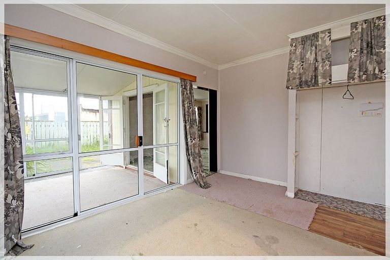 Photo of property in 14 Linklater Avenue, Foxton Beach, Foxton, 4815