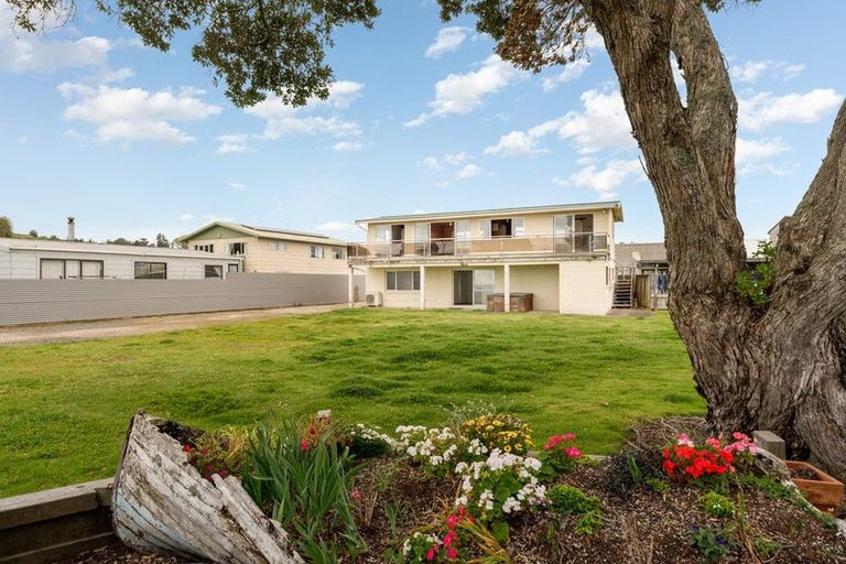 Photo of property in 6 Park Road, Maketu, Paengaroa, 3189