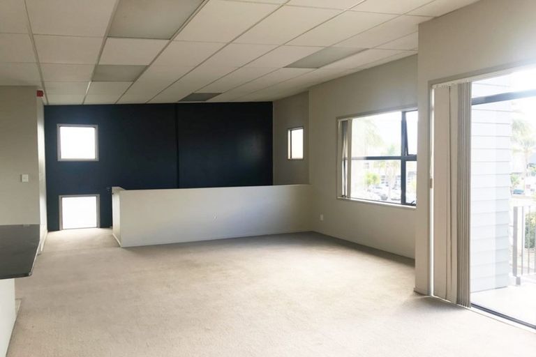 Photo of property in 7b/9 Laidlaw Way, East Tamaki, Auckland, 2019