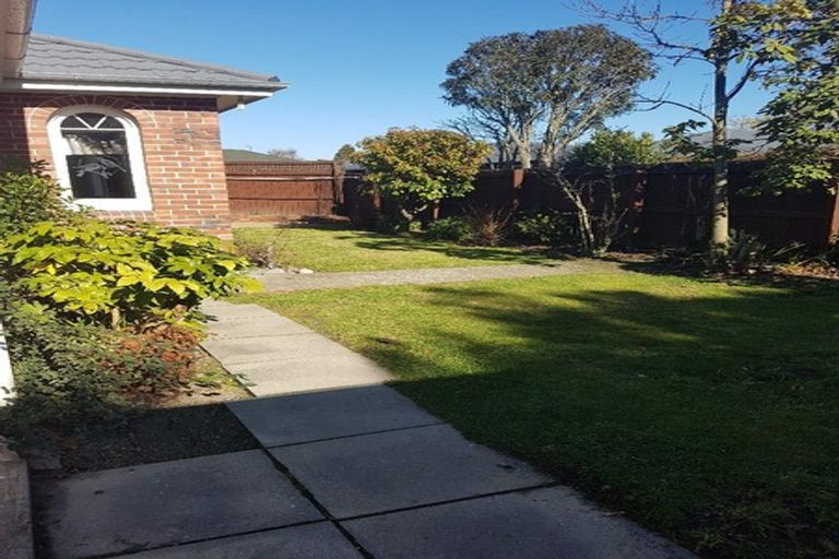 Photo of property in 1/83 Yaldhurst Road, Sockburn, Christchurch, 8042