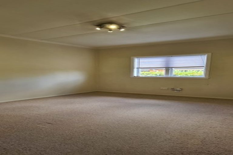 Photo of property in 8 Kamo Road, Regent, Whangarei, 0112