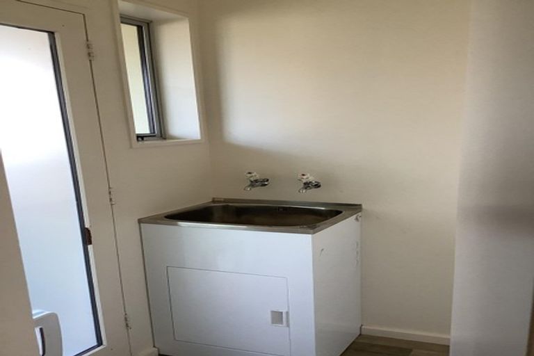 Photo of property in 2/112 Tedder Avenue, North New Brighton, Christchurch, 8083