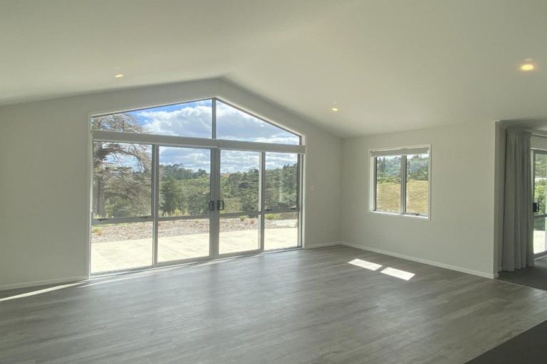 Photo of property in 274 Whitehills Road, Waitoki, Silverdale, 0994