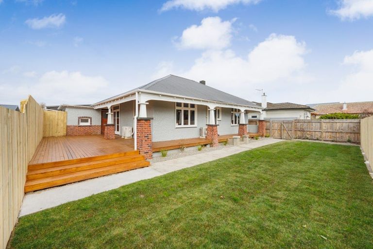 Photo of property in 972 Tremaine Avenue, Roslyn, Palmerston North, 4414