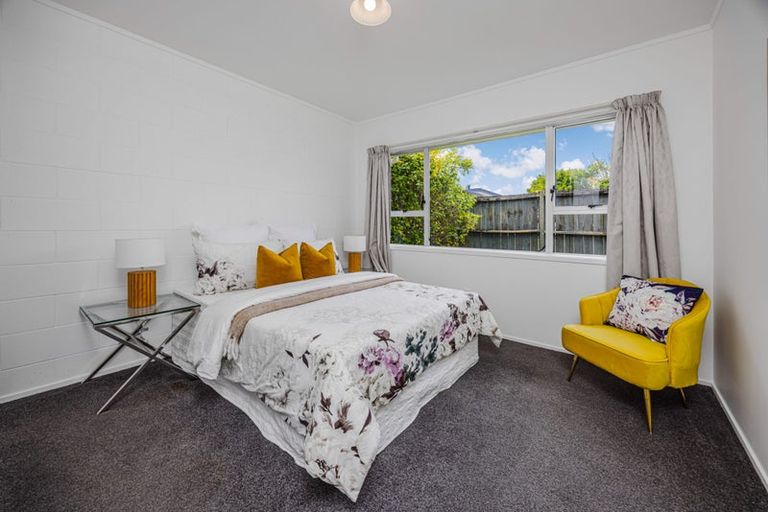 Photo of property in 4/3 Corin Avenue, Manurewa, Auckland, 2102
