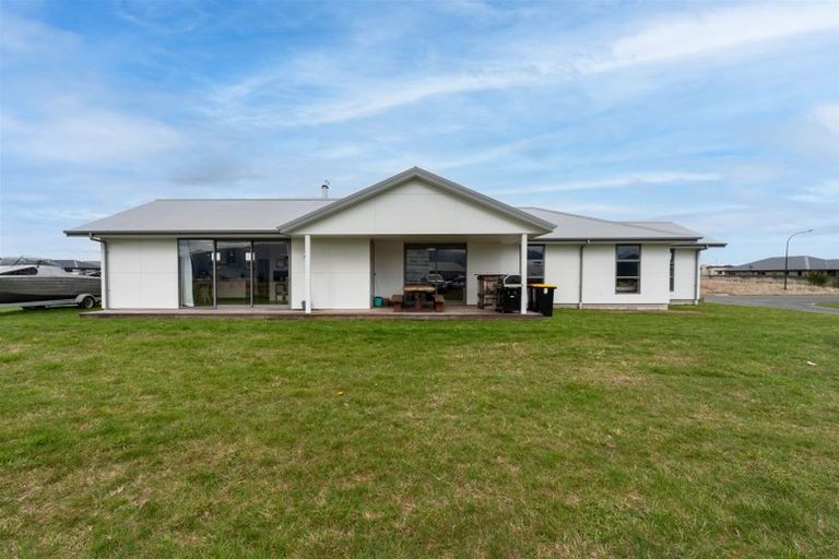Photo of property in 35 Pounamu Drive, Te Anau, 9600